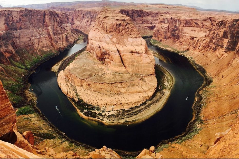 Exploring the Grand Canyon: A Natural Wonder of the United States